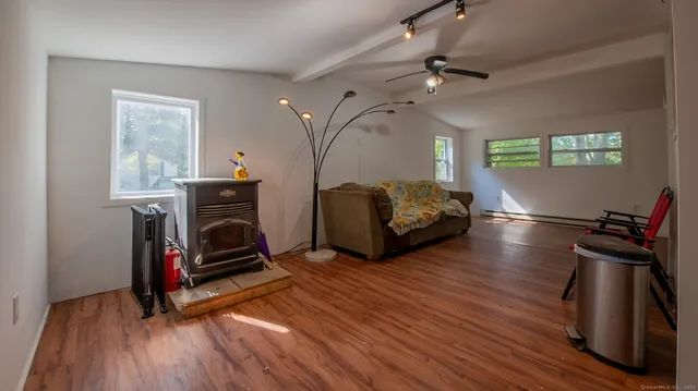 $134,900 | 1564 Glasgo Road, Griswold, CT 06351