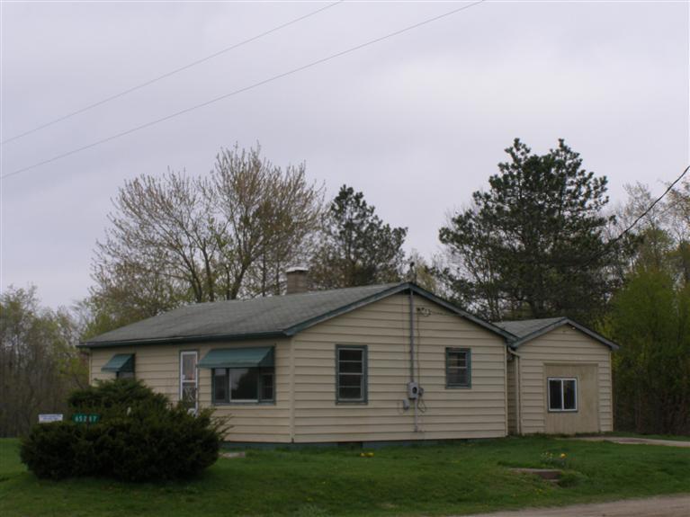 65287 Calvin Center Road Cassopolis, MI 49031 - Photo 1 of 2 Primary Photo