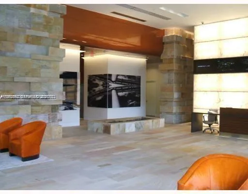 $4,700 | 500 Brickell Avenue, Unit 1602, Miami, FL 33131