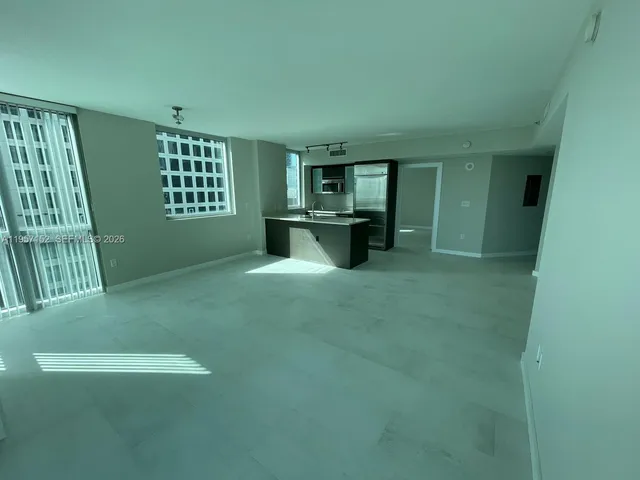 $4,700 | 500 Brickell Avenue, Unit 1602, Miami, FL 33131