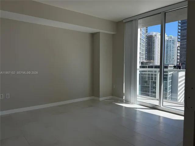$4,700 | 500 Brickell Avenue, Unit 1602, Miami, FL 33131