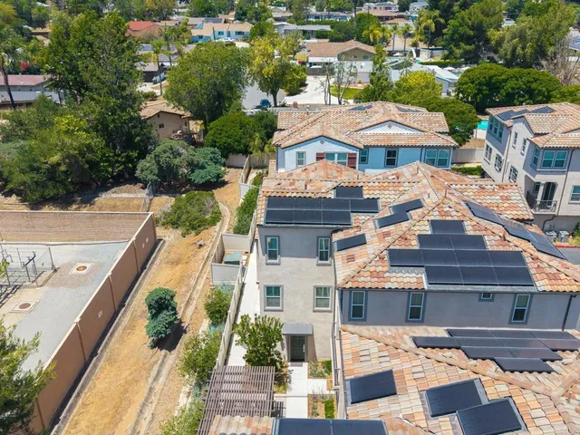 $650,000 | 2328 Columba, Escondido, CA 92025