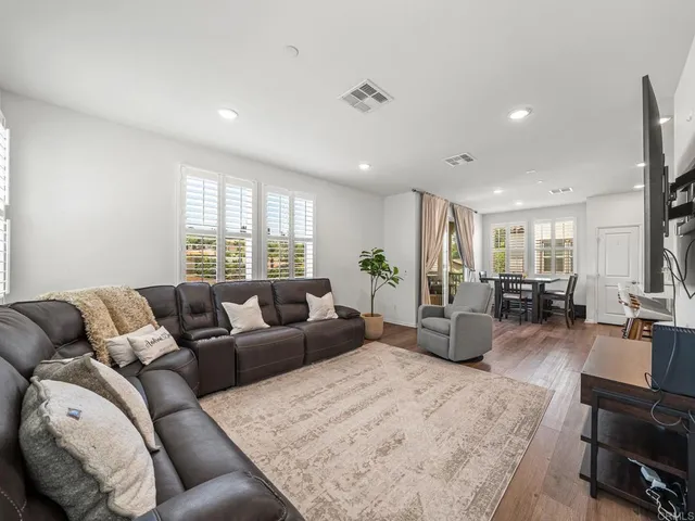 $650,000 | 2328 Columba, Escondido, CA 92025