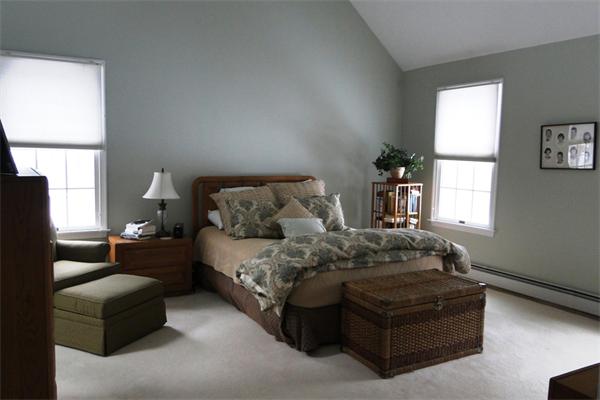 54 Oregon Road Southborough, MA 01772 - Photo 11 of 16