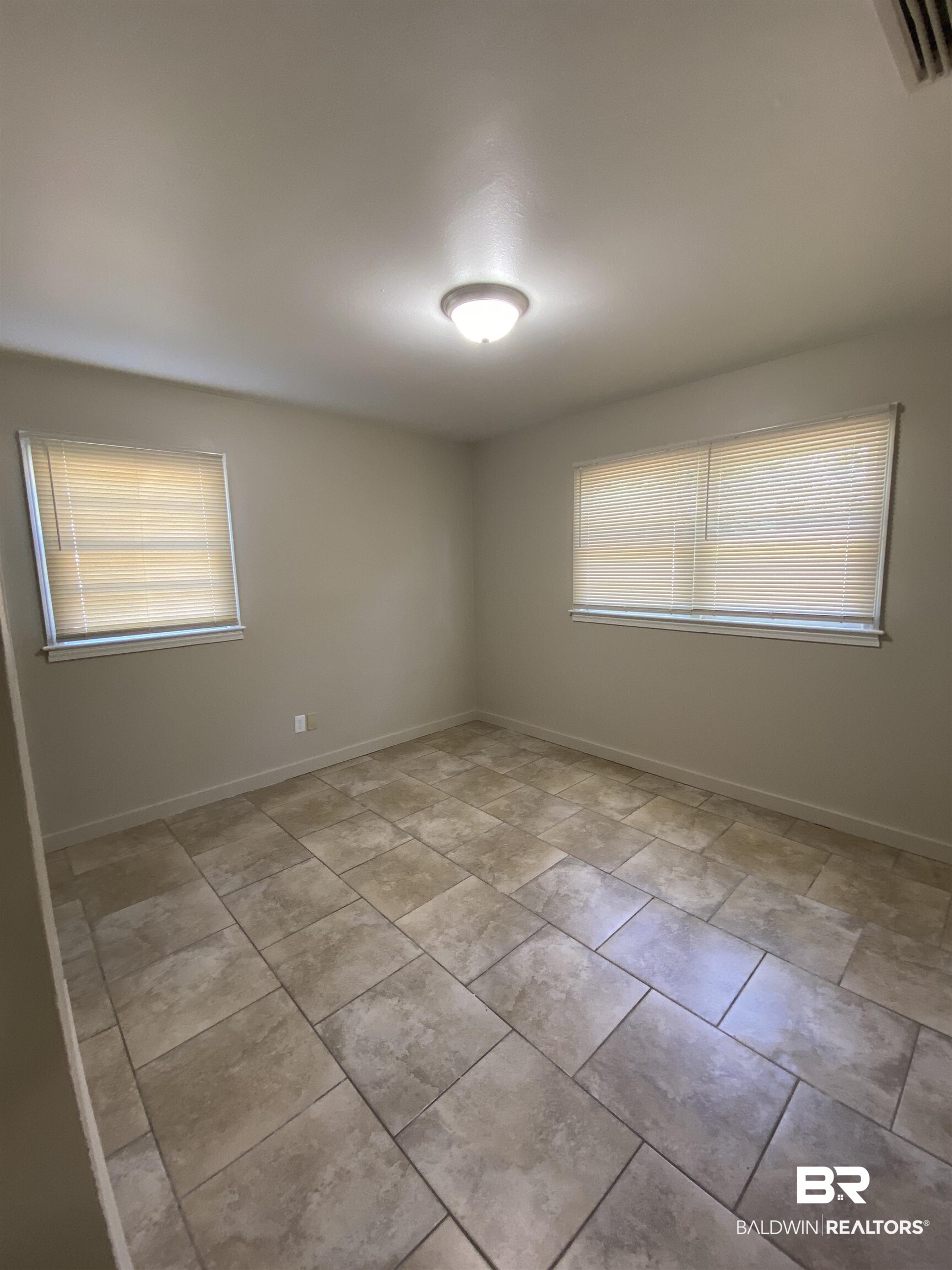 7201 Tangerine Avenue Mobile, AL 36618 - Photo 10 of 15 bedroom 2