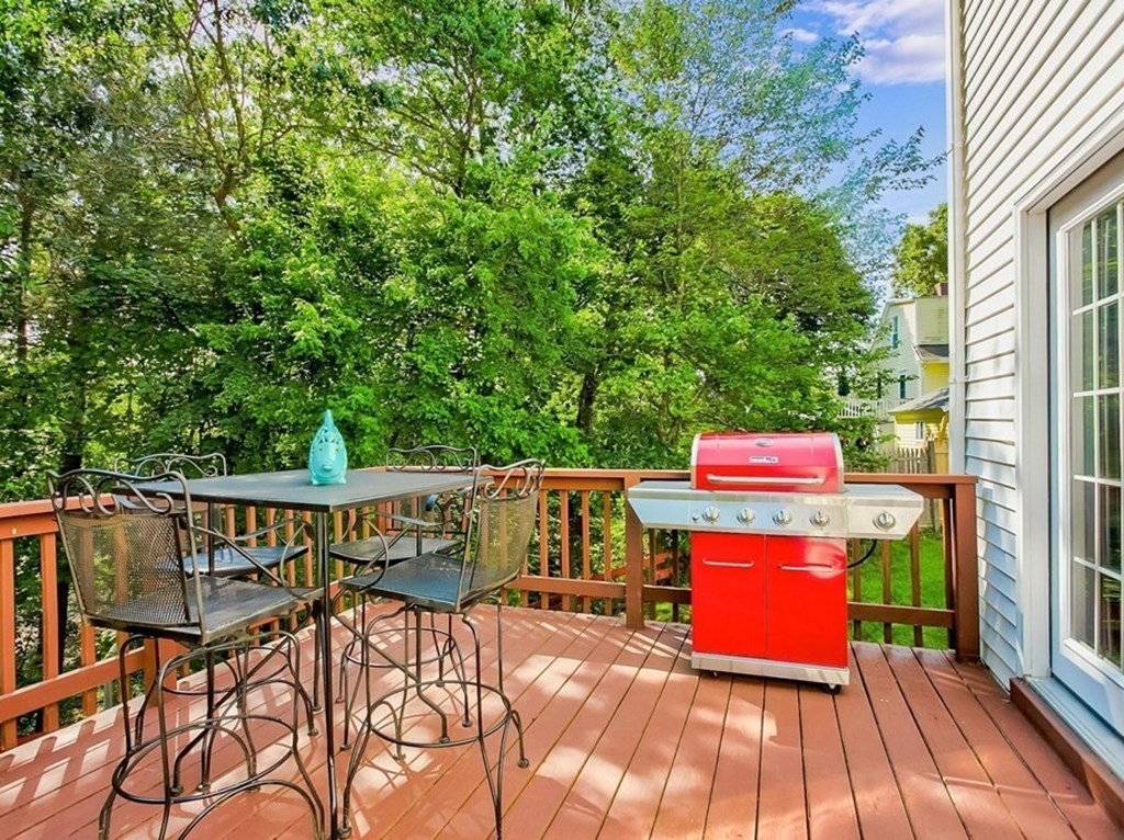 226 Allen Road Billerica, MA 01821 - Photo 24 of 25 an outdoor space with seating