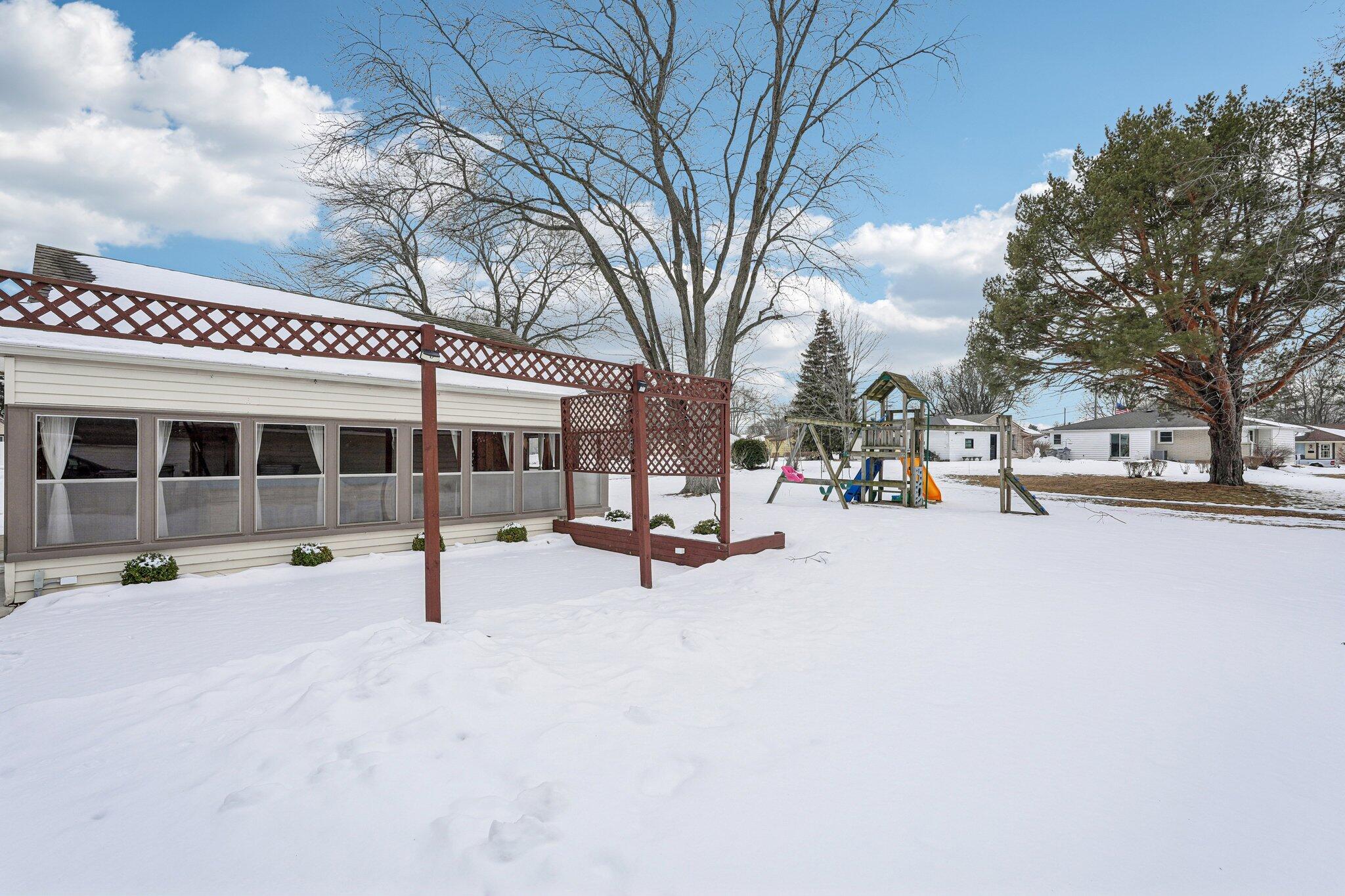 3781 South 68th Street Milwaukee, WI 53220 - Photo 37 of 41 backyard