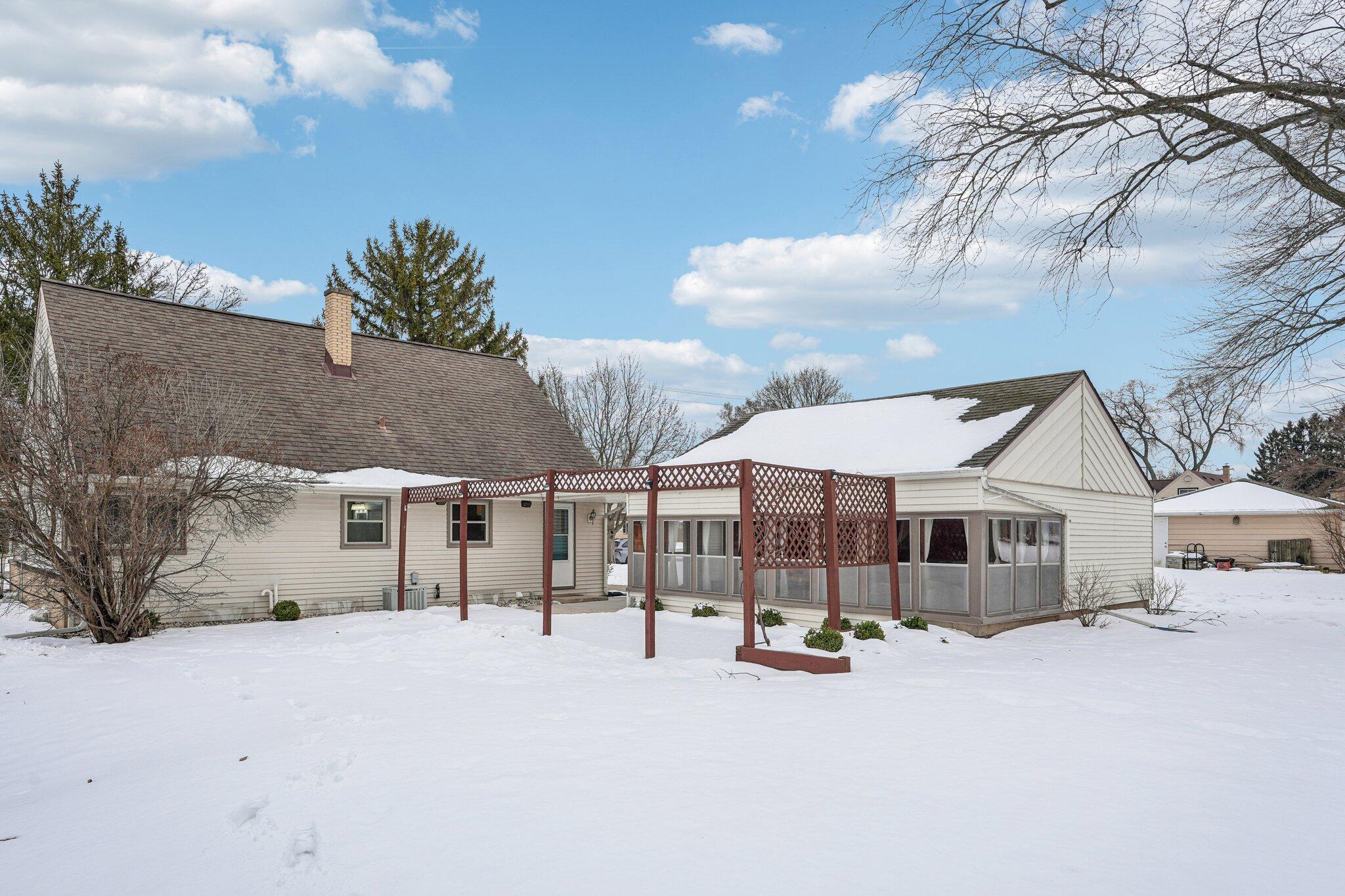 3781 South 68th Street Milwaukee, WI 53220 - Photo 38 of 41 backyard