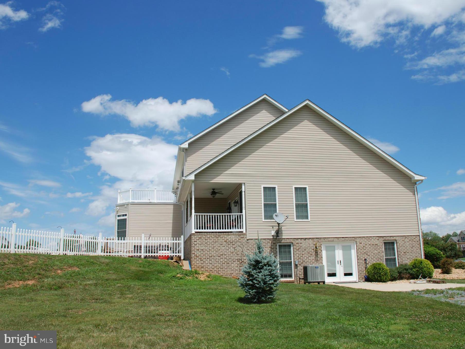 6015 Boston Ridge Court Boston, VA 22713 - Photo 29 of 30 a front view of a house with a garden
