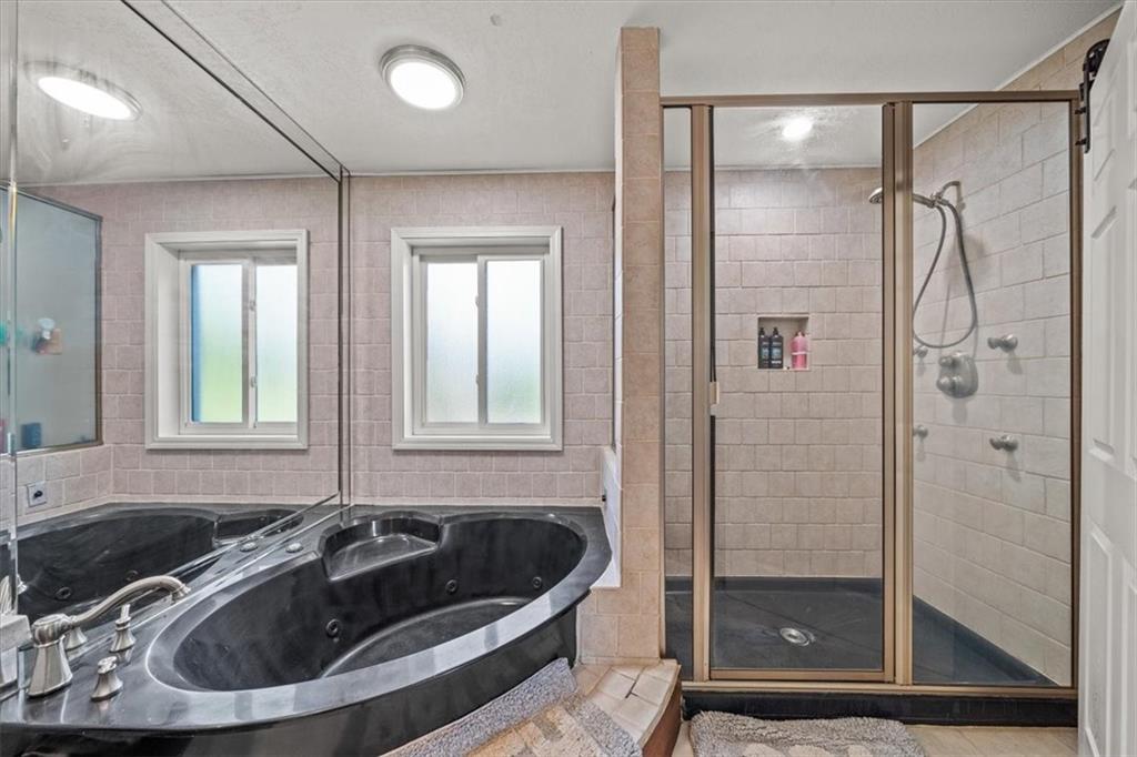 26001 South Stark Road Harrisonville, MO 64701 - Photo 17 of 34