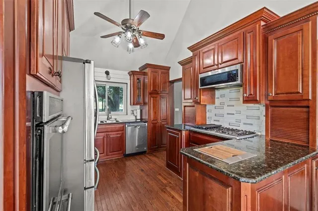 $569,000 | 26001 South Stark Road, Harrisonville, MO 64701