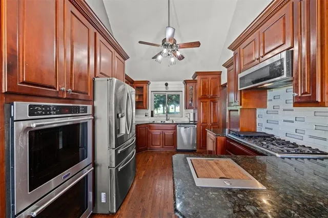 $569,000 | 26001 South Stark Road, Harrisonville, MO 64701