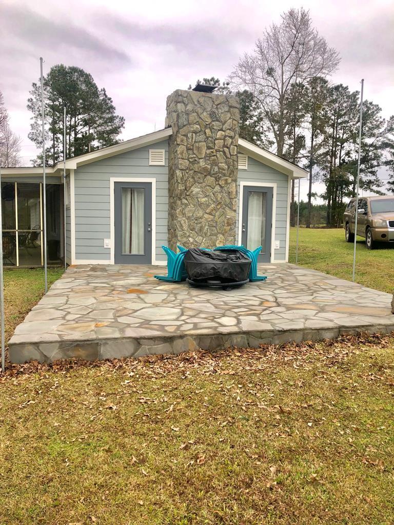 1482 James Loop Road Manning, SC 29102 - Photo 1 of 1 1482 James Loop