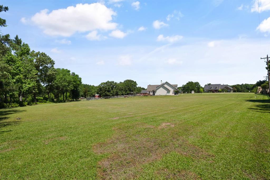155 Rs County Road Emory, TX 75440 - Photo 29 of 31 a view of an ocean and a yard