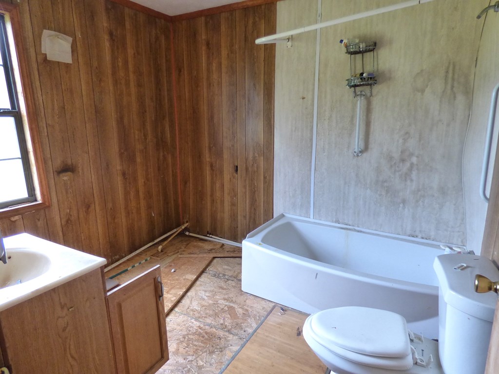 366 Oswichee Road Seale, AL 36875 - Photo 10 of 12 bathroom