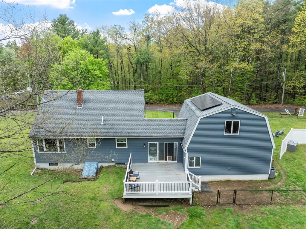 51 Bennett Road Fitchburg, MA 01420 - Photo 3 of 42