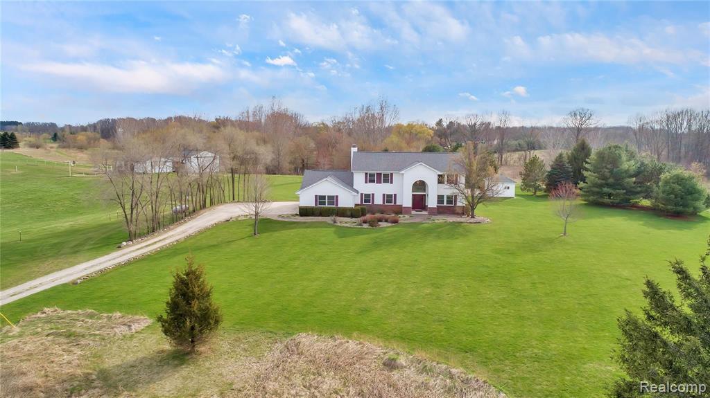 5185 Crandall Road Howell, MI 48855 - Photo 2 of 83