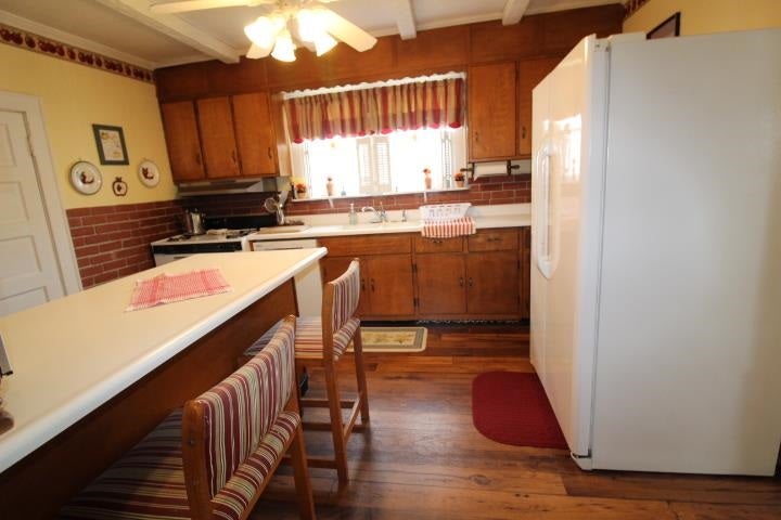 3641 Bradley Road Huntington, WV 25704 - Photo 11 of 32 Gallery Image 11