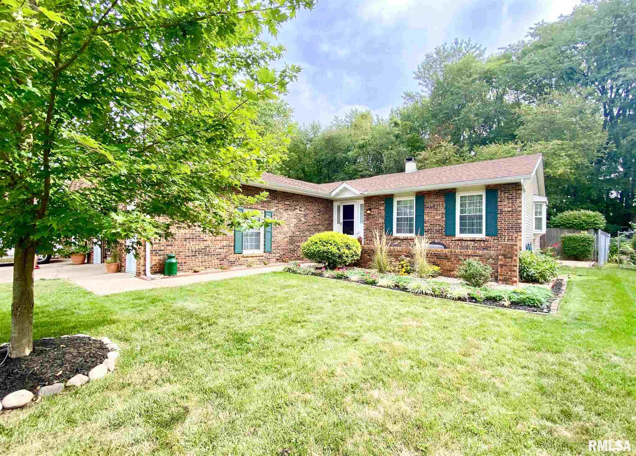 47 Sarah Avenue Springfield, IL 62703 - Photo 1 of 45