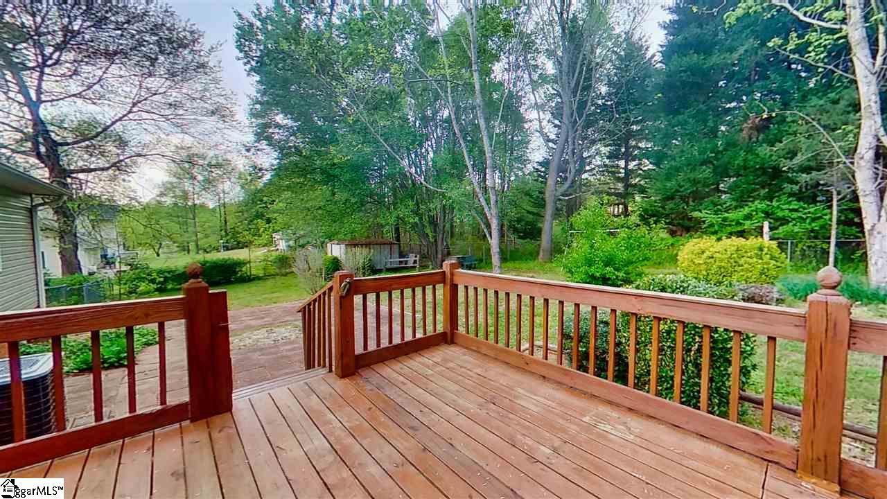 564 Edens Road Pickens, SC 29671 - Photo 2 of 34