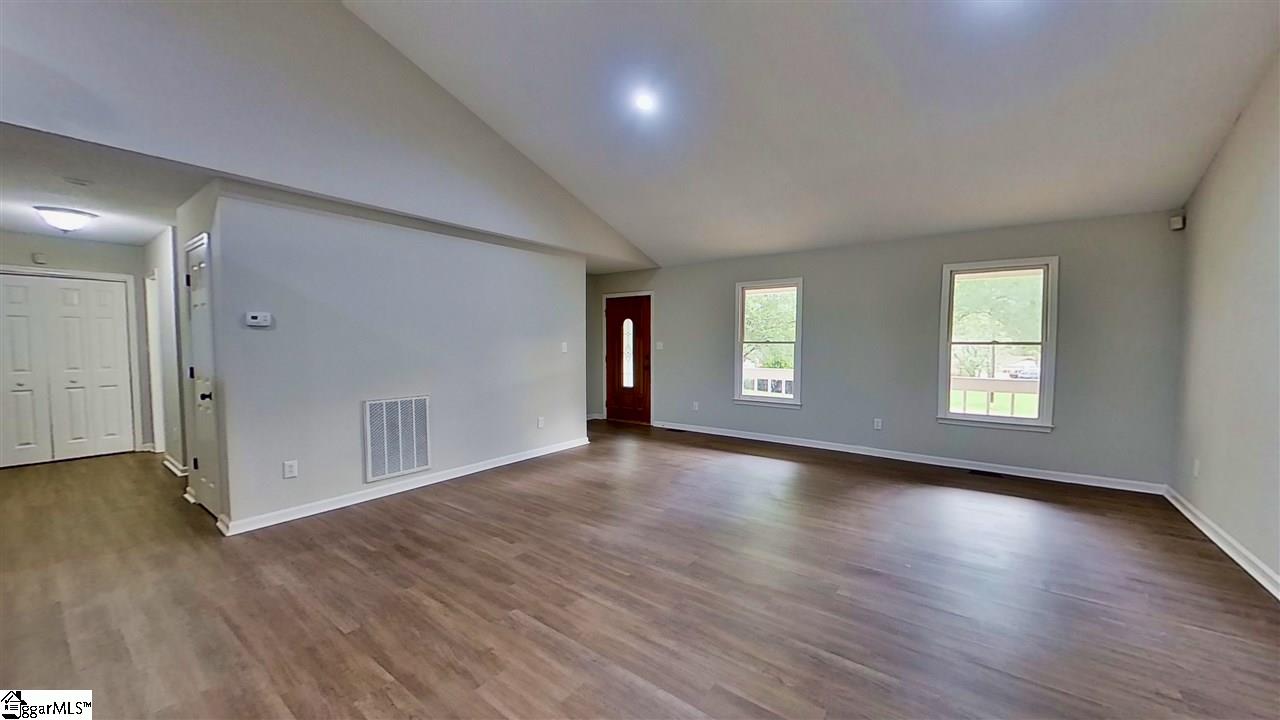 564 Edens Road Pickens, SC 29671 - Photo 6 of 34