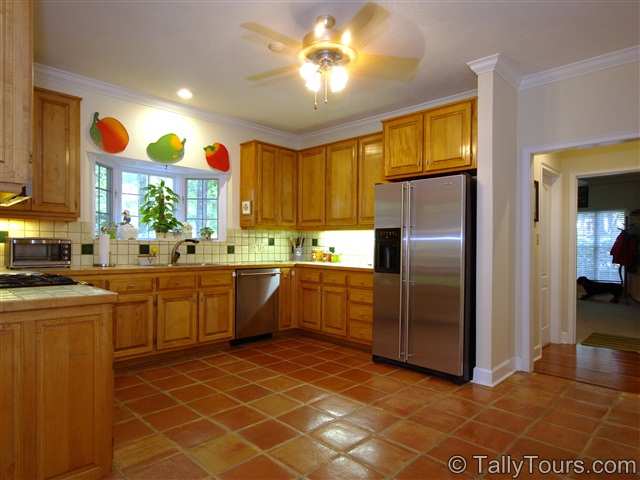 7075 Ox Bow Road, Unit 2 Tallahassee, FL 32312 - Photo 14 of 25 Gallery Image 14