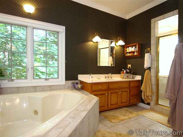 7075 Ox Bow Road, Unit 2 Tallahassee, FL 32312 - Photo 17 of 25 Gallery Image 17