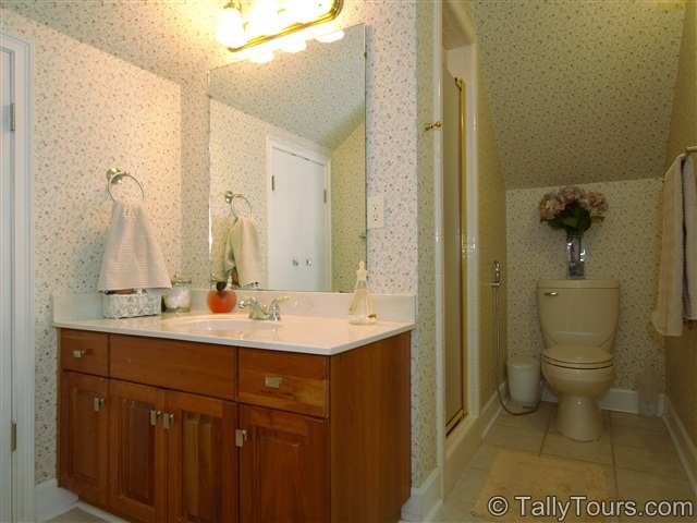7075 Ox Bow Road, Unit 2 Tallahassee, FL 32312 - Photo 6 of 25 Gallery Image 6