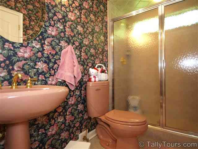7075 Ox Bow Road, Unit 2 Tallahassee, FL 32312 - Photo 9 of 25 Gallery Image 9