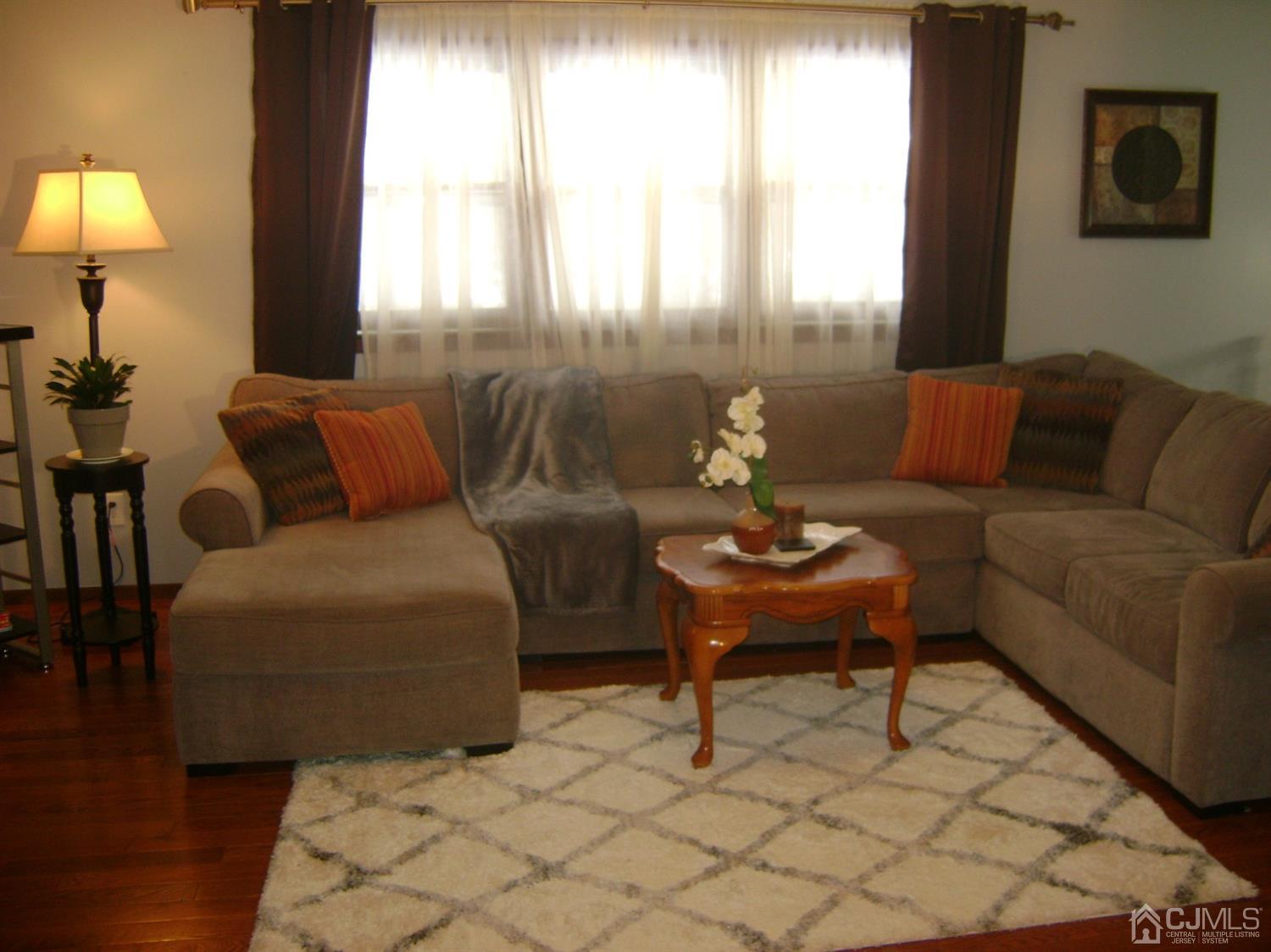704 Cedarbrook Road Bridgewater, NJ 08807 - Photo 3 of 22 Gallery Image 3