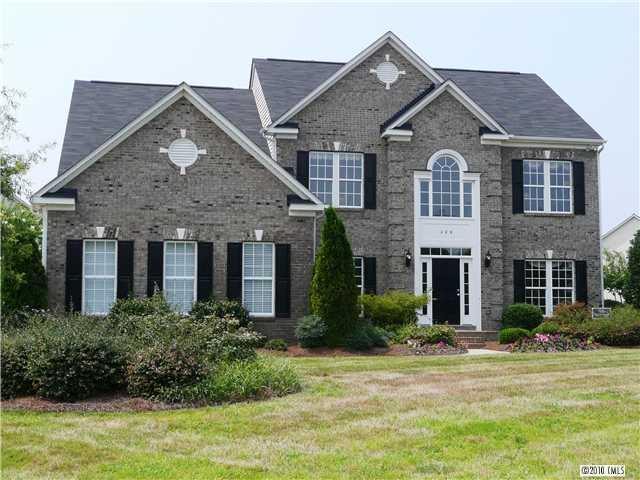 206 Lorraine Road Fort Mill, SC 29708 - Photo 1 of 16