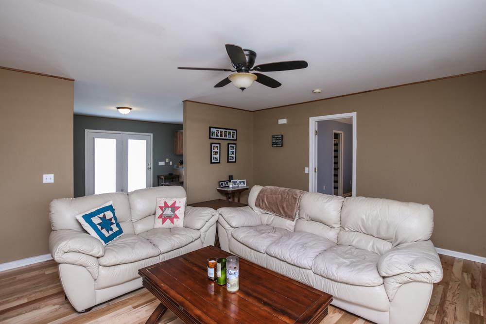 611 Audrey Road Mount Juliet, TN 37122 - Photo 4 of 24 a living room with furniture and a large window