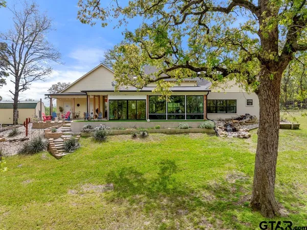 $699,900 | 15766 County Road 1130, Flint, TX 75762