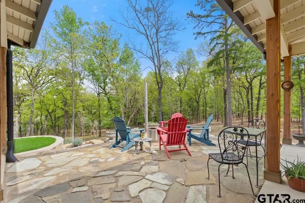 $699,900 | 15766 County Road 1130, Flint, TX 75762
