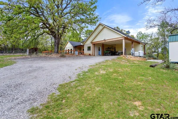 $699,900 | 15766 County Road 1130, Flint, TX 75762