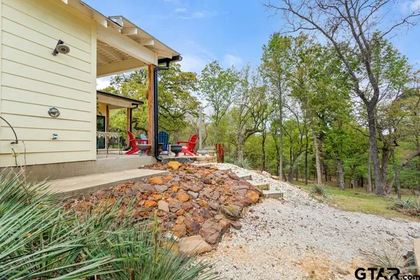 $699,900 | 15766 County Road 1130, Flint, TX 75762