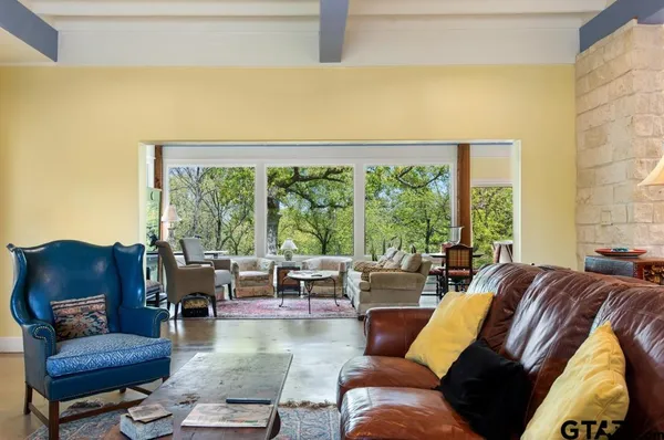 $699,900 | 15766 County Road 1130, Flint, TX 75762