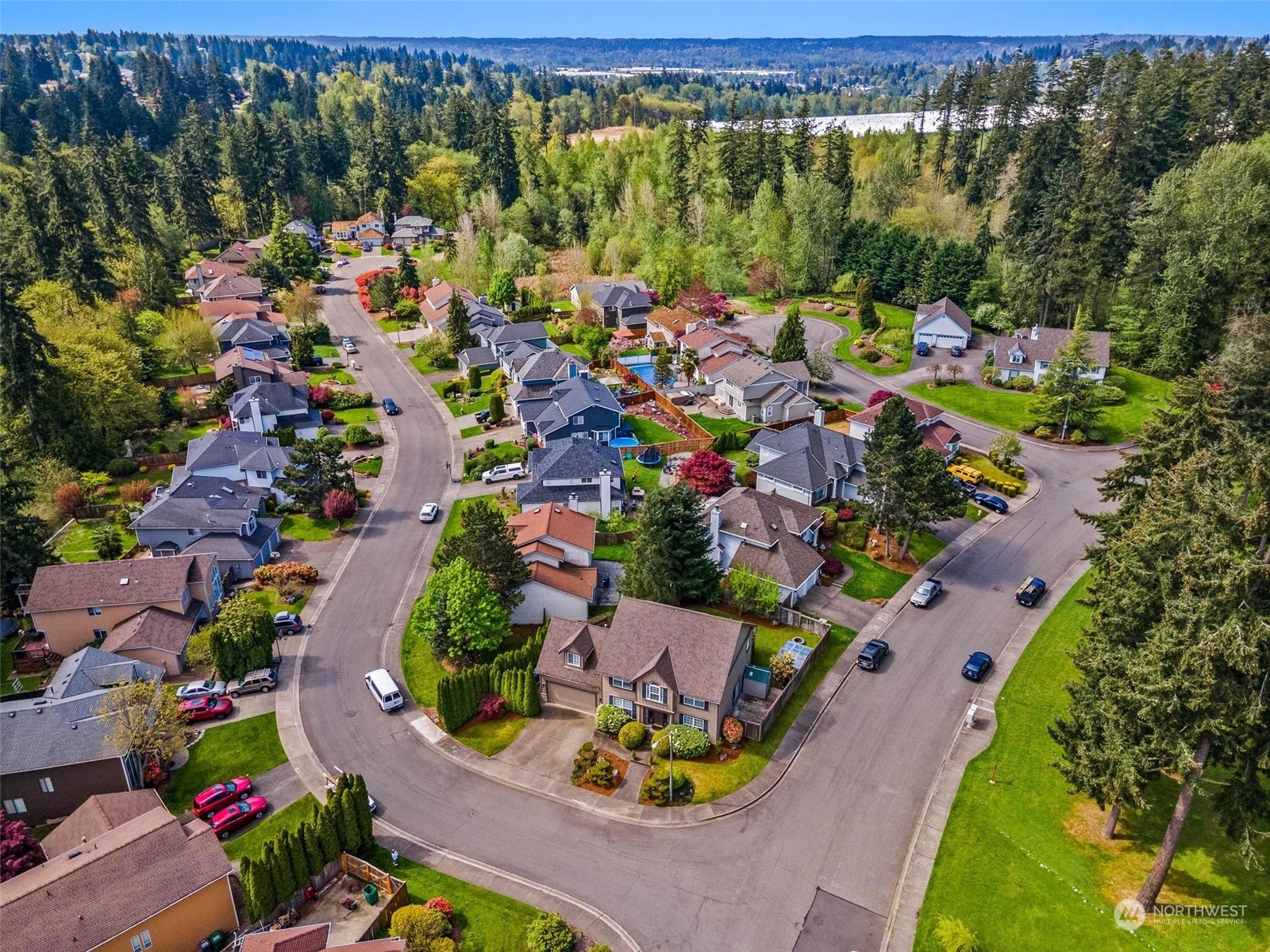 37607 18th Place South Federal Way, WA 98003 - Photo 5 of 40 a view of a city