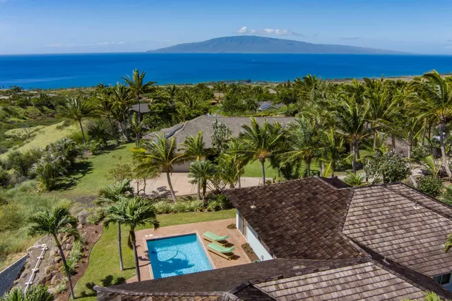 $2,100,000 | 70 Wailau Place, Lahaina, HI 96761