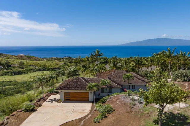 $2,100,000 | 70 Wailau Place, Lahaina, HI 96761