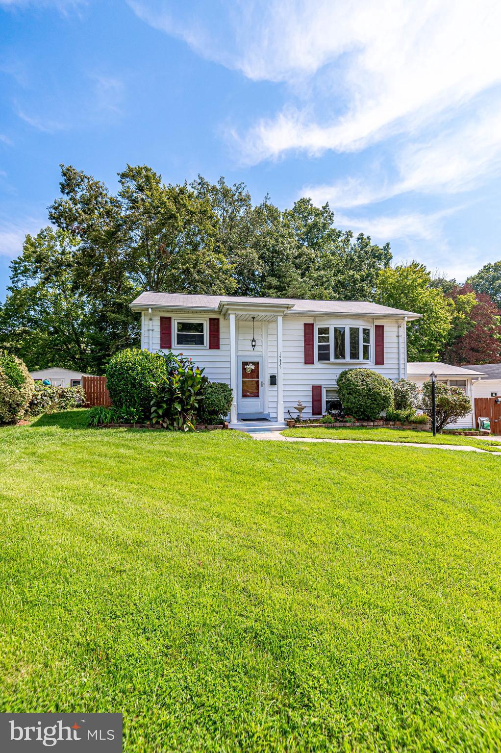 14331 Fullerton Road Woodbridge, VA 22193 - Photo 2 of 69 Gallery Image 2
