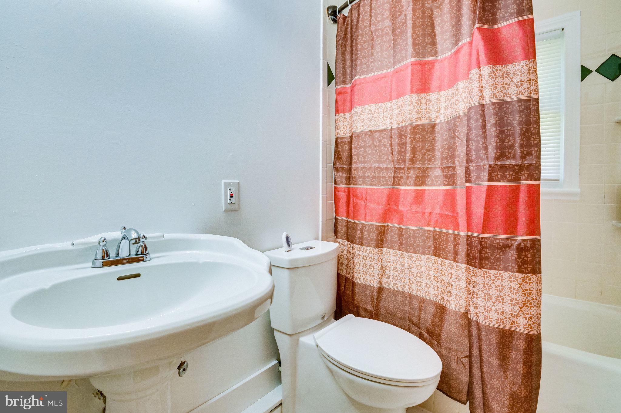 14331 Fullerton Road Woodbridge, VA 22193 - Photo 19 of 69 Gallery Image 19