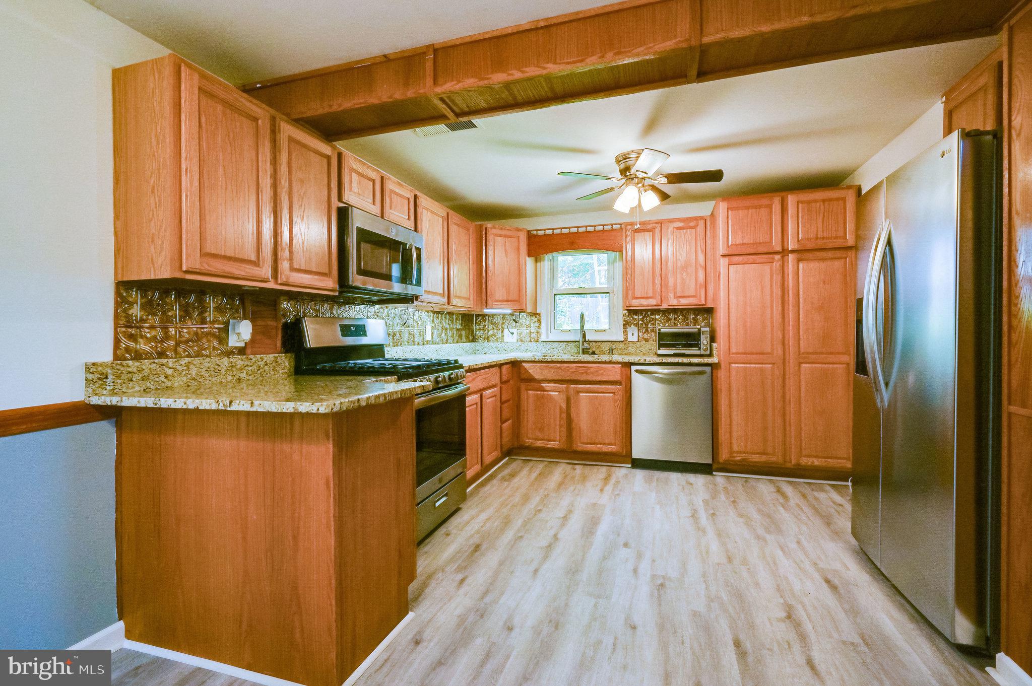 14331 Fullerton Road Woodbridge, VA 22193 - Photo 32 of 69 Gallery Image 32