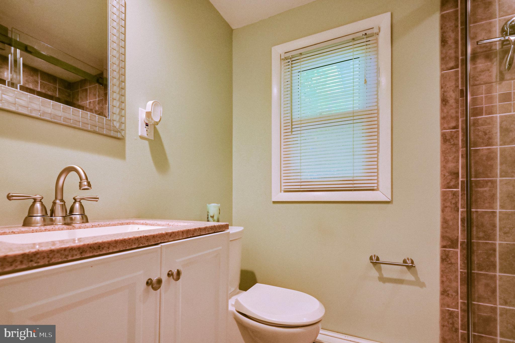 14331 Fullerton Road Woodbridge, VA 22193 - Photo 36 of 69 Gallery Image 36