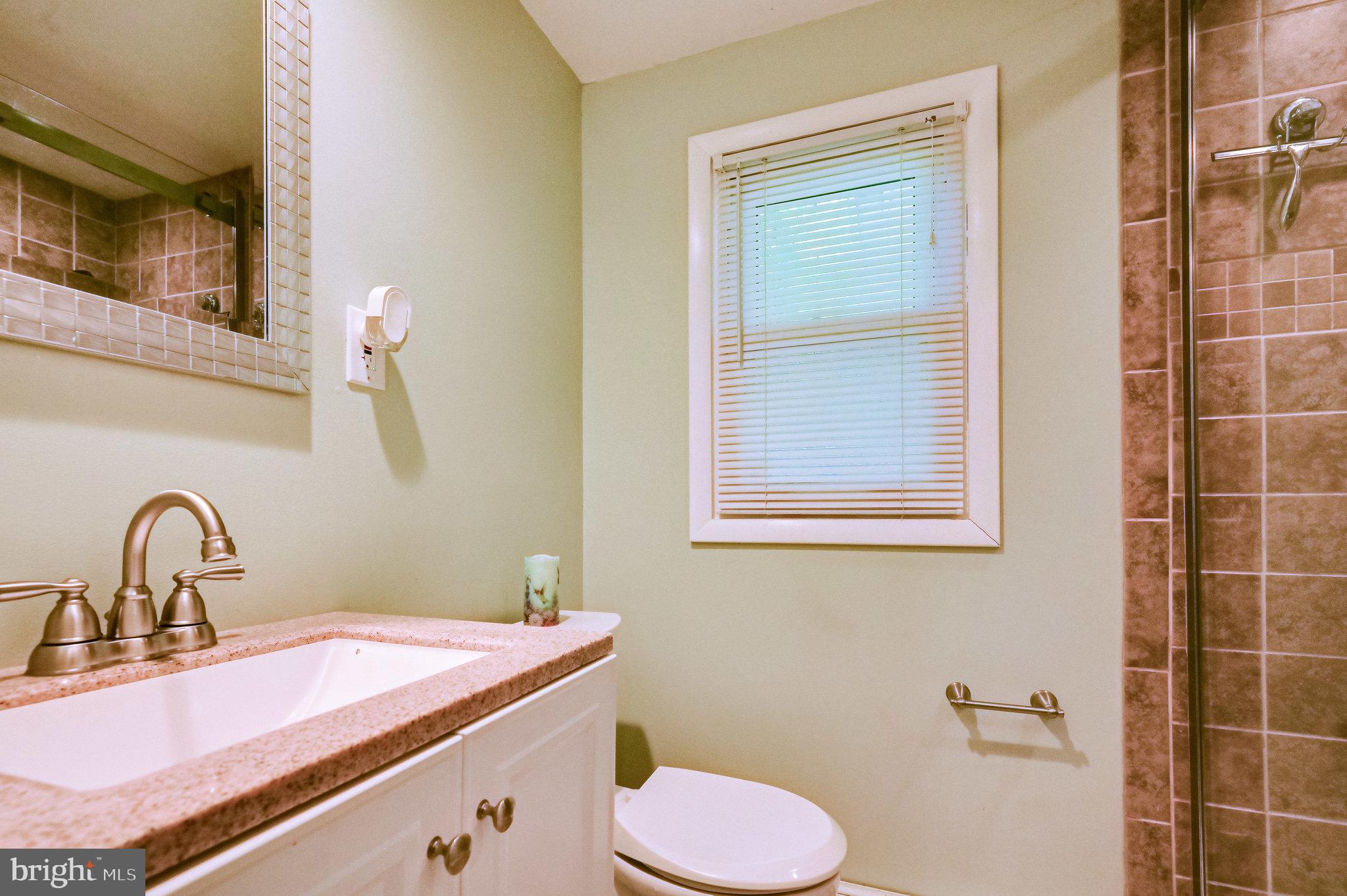 14331 Fullerton Road Woodbridge, VA 22193 - Photo 40 of 69 Gallery Image 40