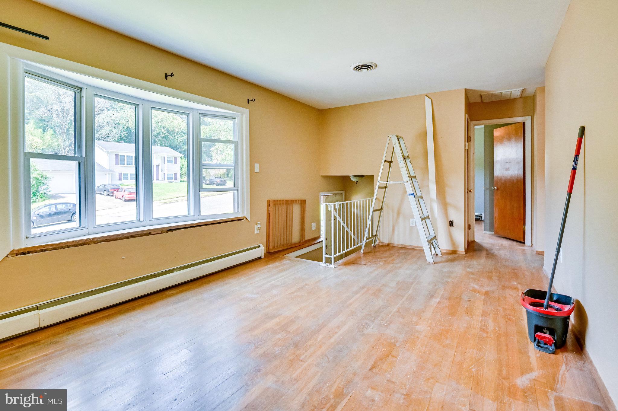 14331 Fullerton Road Woodbridge, VA 22193 - Photo 7 of 69 Gallery Image 7