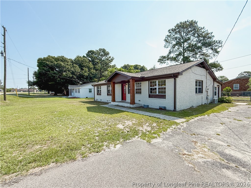 3269 Legion Road Hope Mills, NC 28348 - Photo 5 of 49 Gallery Image 5