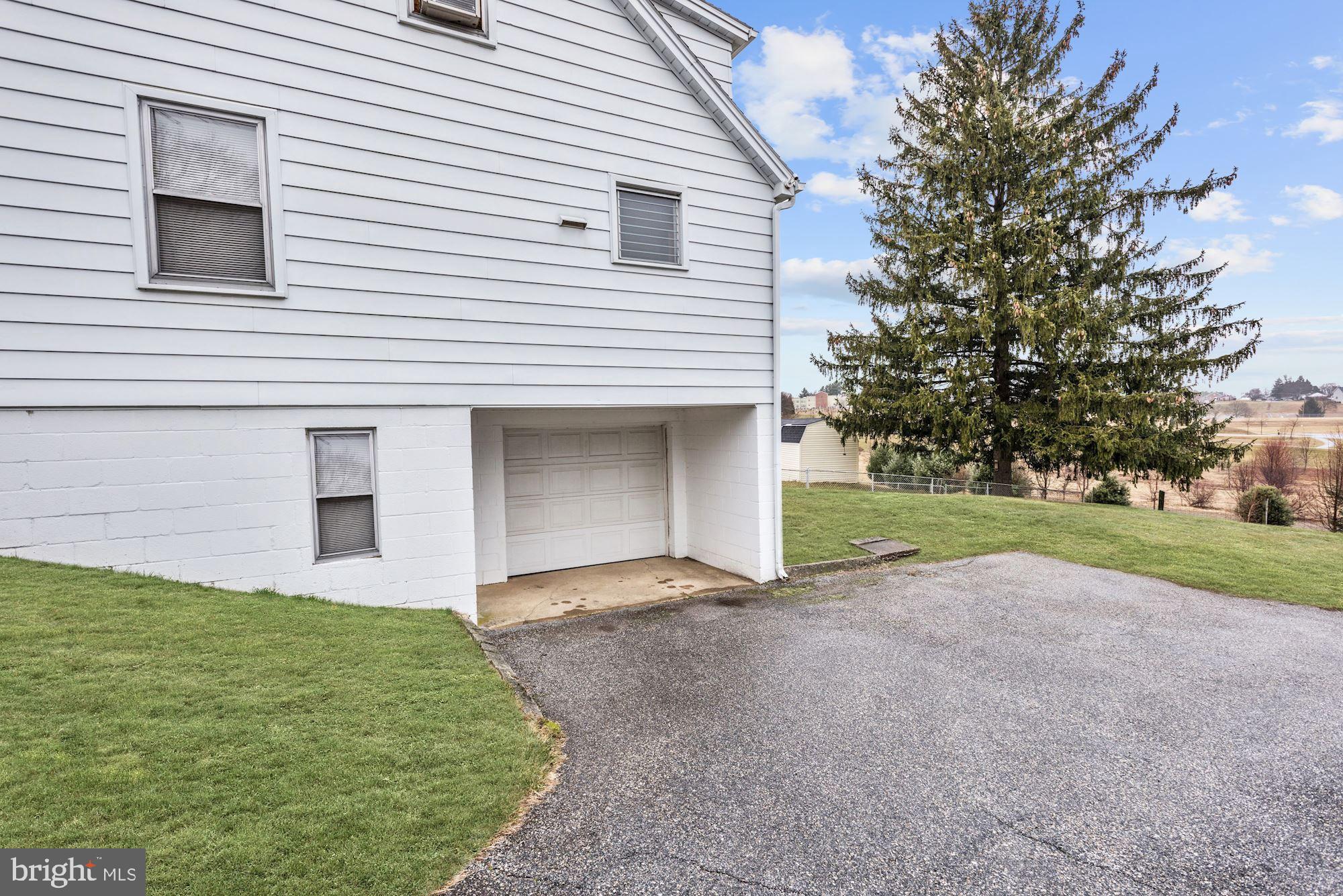 4200 Black Rock Road Hampstead, MD 21074 - Photo 20 of 28 1-Car | Attached Garage