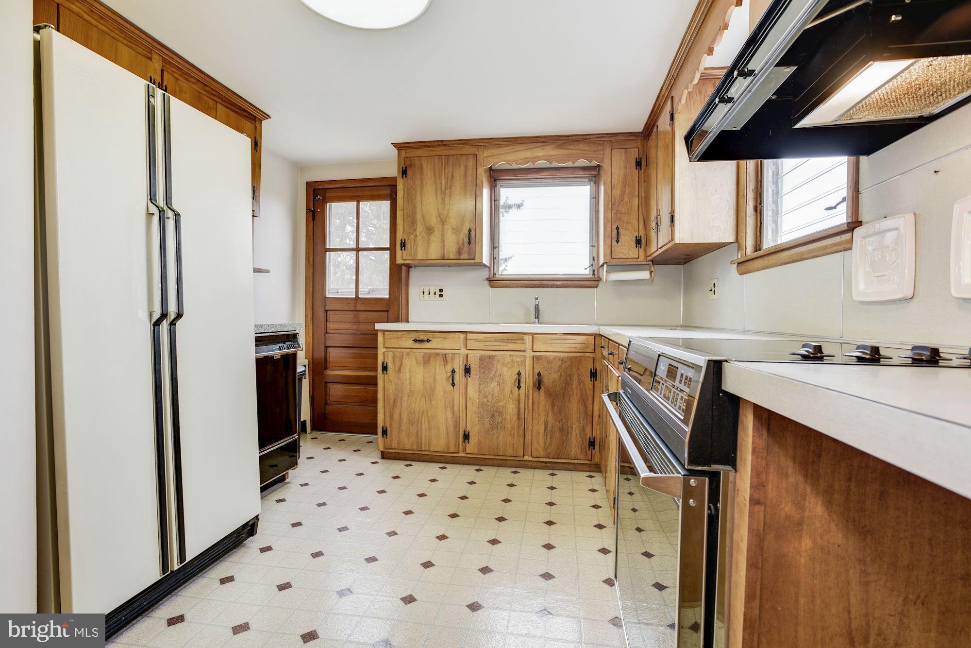 4200 Black Rock Road Hampstead, MD 21074 - Photo 10 of 28 Eat-In Kitchen