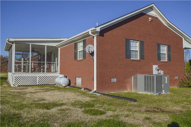 2212 Crescentview Road Pulaski, TN 38478 - Photo 2 of 20 Central unit is 1 year old